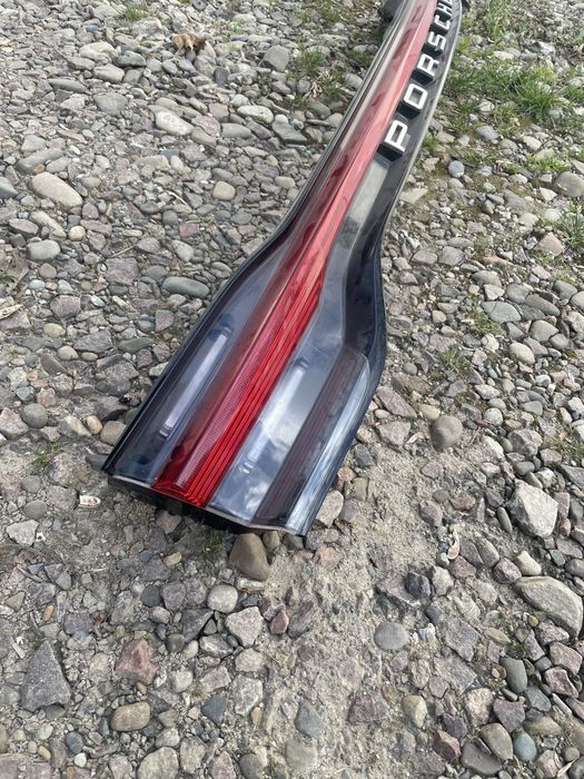 Комплект стопів Porsche Macan Америка