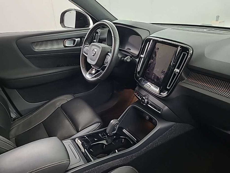 Volvo 40 409 cv 79 kWH  TWIN MOTOR 410 CV IVA DEDUTÍVEL 100% Eletrico