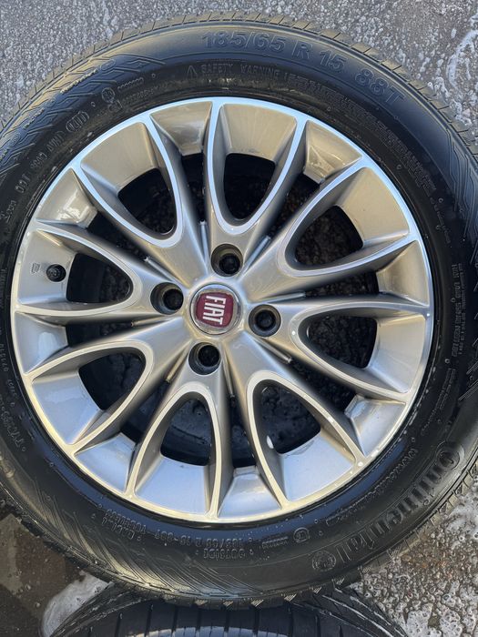 Felgi15 4x98 oryg Fiat 500 opona lato 5mm kpl