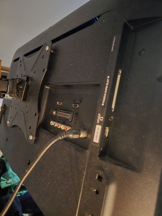 LG smart TV só 250€