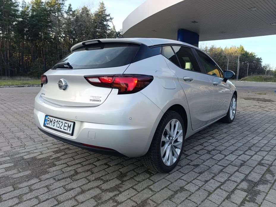 Опель Астра К 1.4 турбо