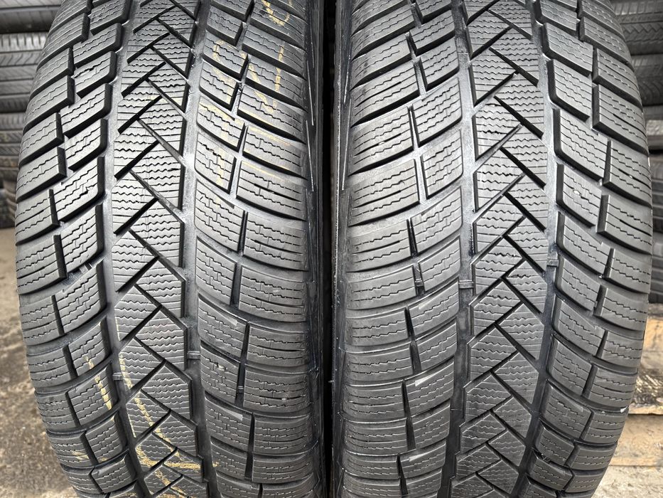 Зимові шини 235/60 R18 Vredestein Wintrac Pro 2шт. 8мм