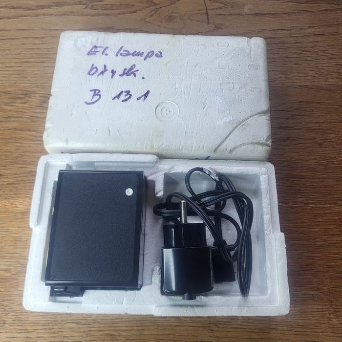 Lampa błyskowa ELGAWA b131 ⁹⁷