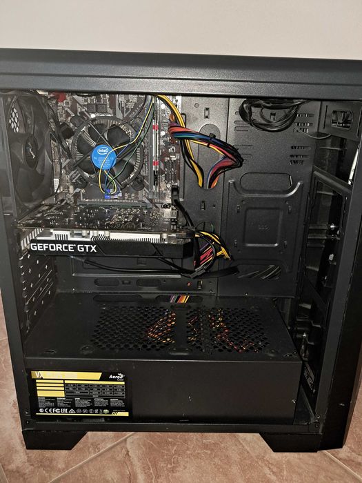 komputer stacjonarny