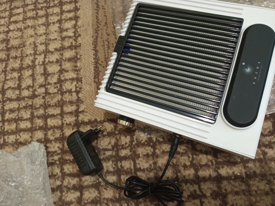 Манікюрна витяжка