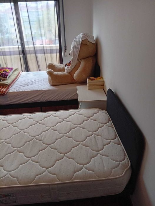 Arrenda-se quarto pra partilha ou Air BnB.