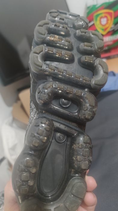 Vende se sapatilhas Nike novas