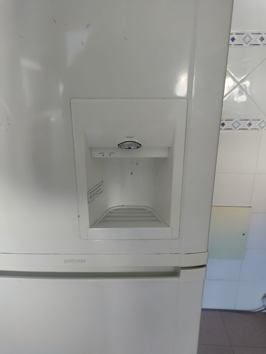 Frigorífico em bom estado