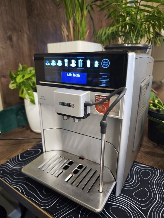 Кавомашина Siemens EQ 6 - капучино,лате,кава вдома!