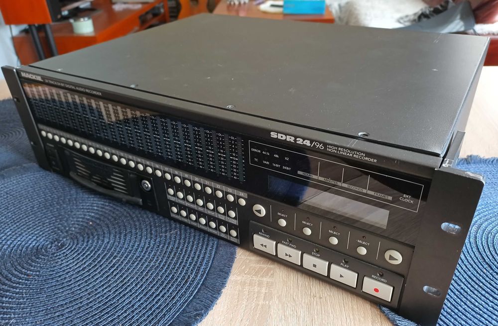 MACKIE SDR24/96 wielościeżkowy profesjonalny rejestrator audio