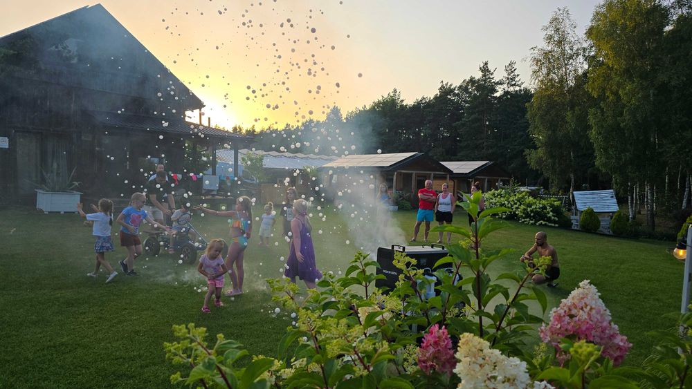 Wynajem Caloroczny Dmków Apartamentów Pokoi Podgrzewany Basen Balia Sa