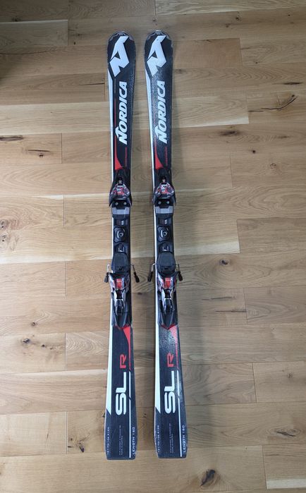 Narty Nordica Doberman SLR 160cm Titanium