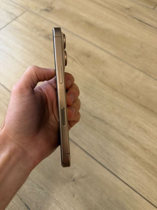 iPhone 16pro 256
