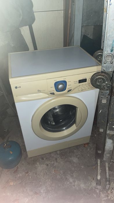 Пральна машина LG