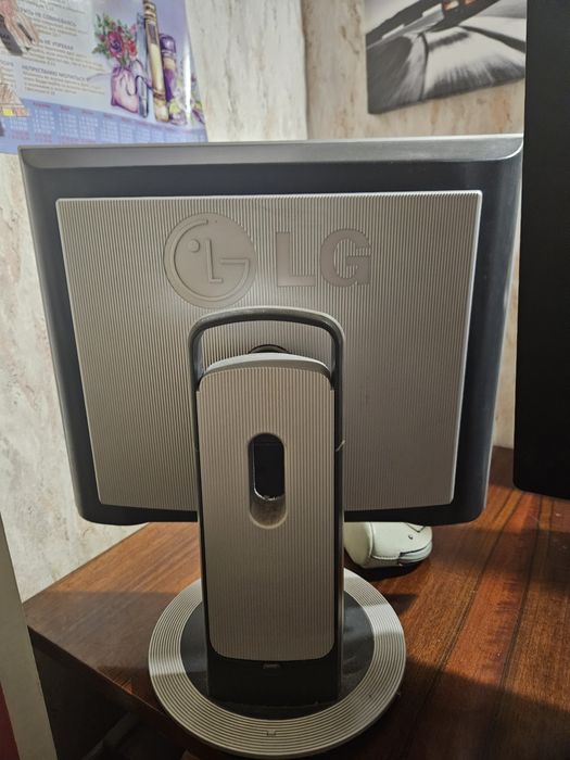 Монитор Lg рабочий