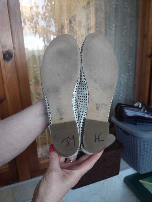 Кожаные перфорированные балетки Италия 38,5 размер золотое напыление