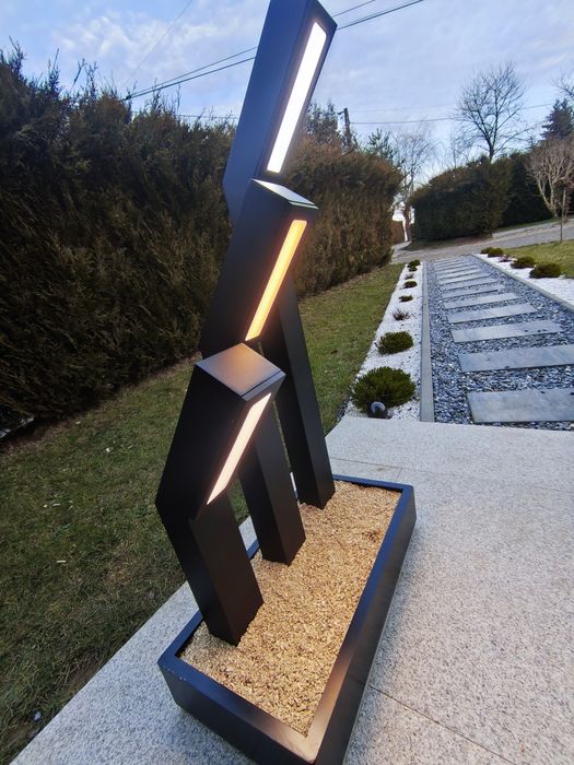 Nowoczesne  lampy ogrodowe LED 230V