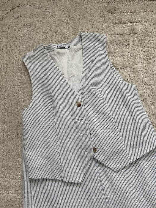Костюм жилетка+спідниця Zara