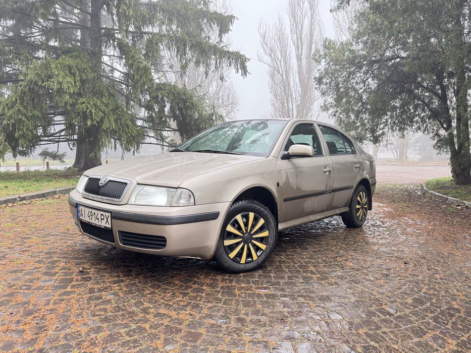 Skoda Oktavia Tour 1.6 AKL