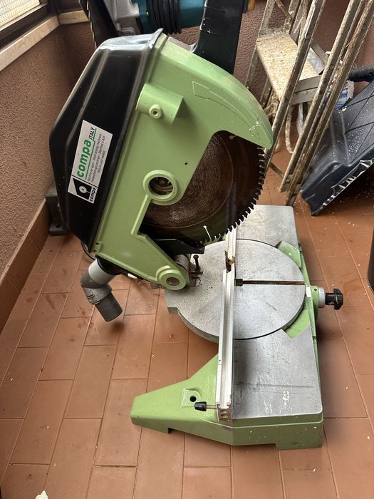 Serra esquadria Compa