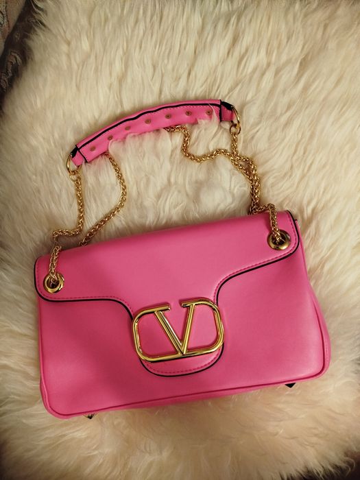 Розовая Сумка Valentino garavani