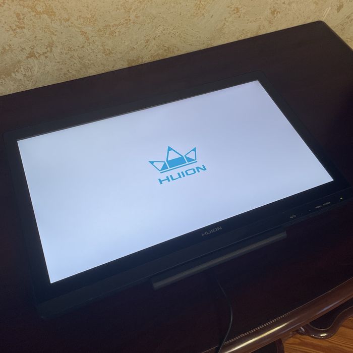 Продам графічний планшет Huion Kamvas 20