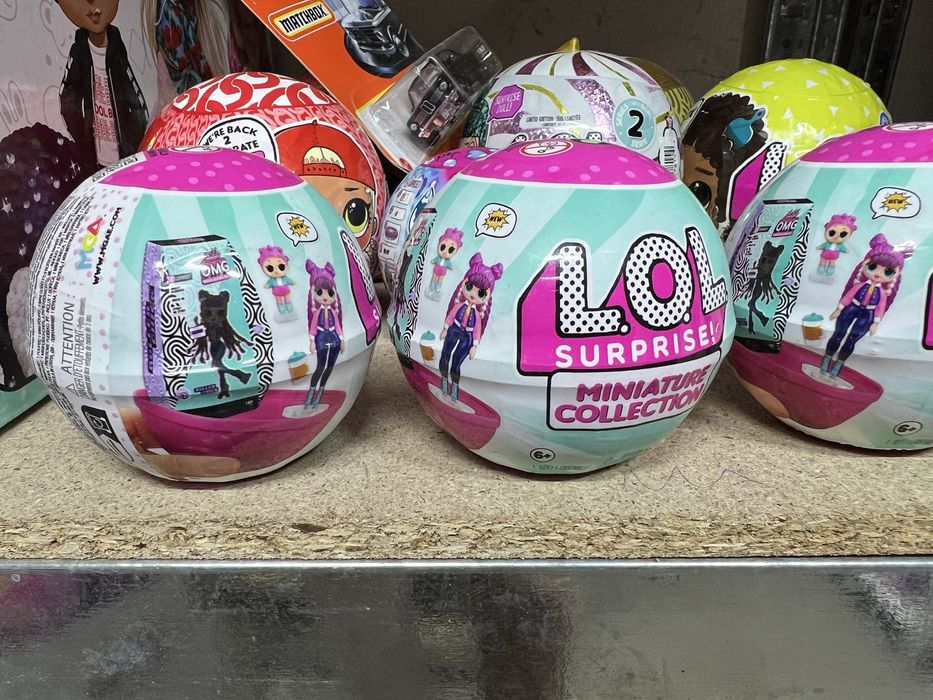 Lol  color change me & my lil sis