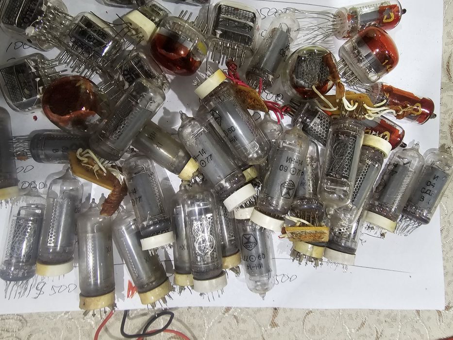 Газорозрядні індикатори  ин