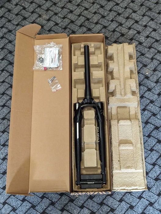 RockShox Rudy Ultimate XPLR Race 12x100 mm Widelec