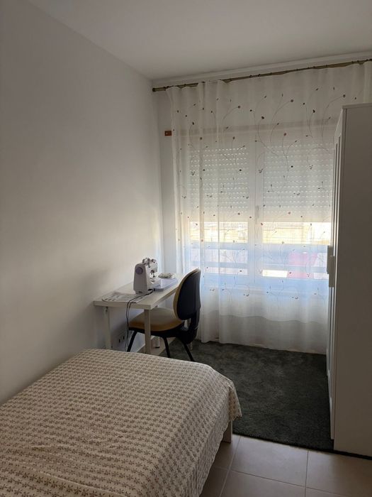 Quarto para arrendar em Marvila