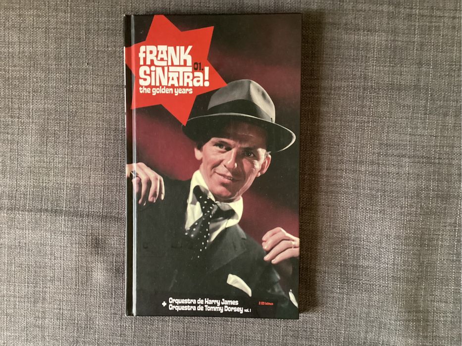 Cd com livro sobre Frank Sinatra