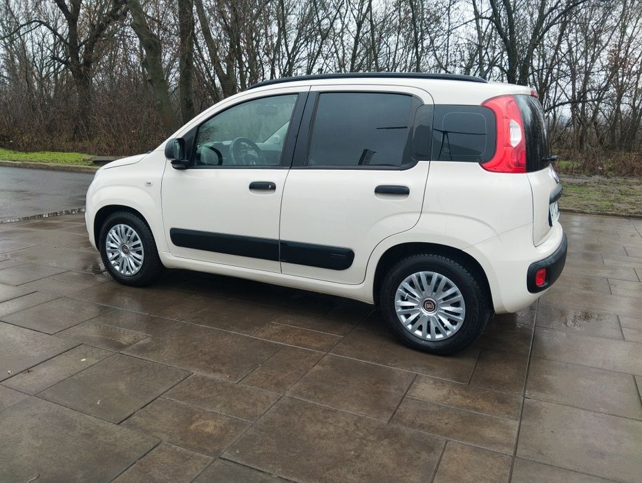 Fiat panda 2013 року