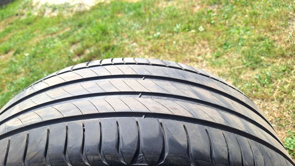 Opony Michelin 18