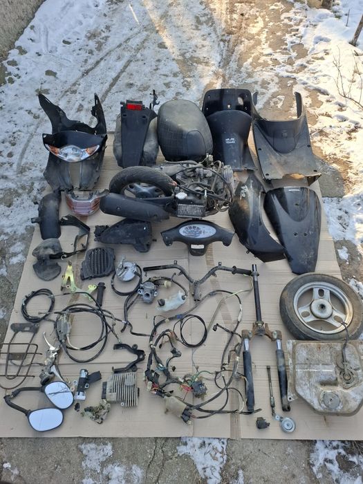 Пластик хонда дио 56/57 Honda Dio af-56