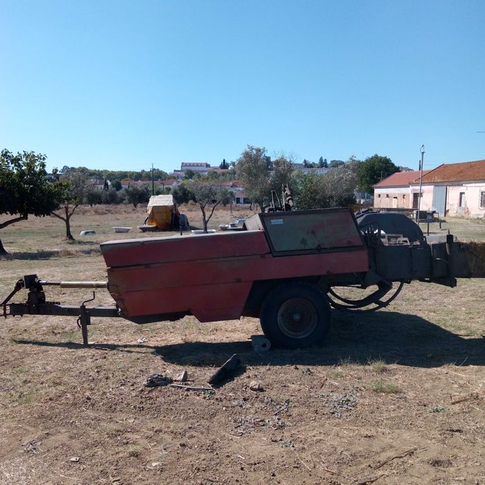 Enfardadeira Massey Ferguson