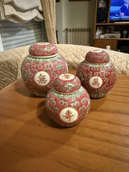 Conjunto 3 potes orientais em porcelana