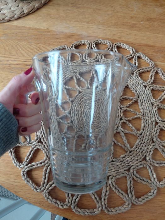 Szklany dzbanek Ikea