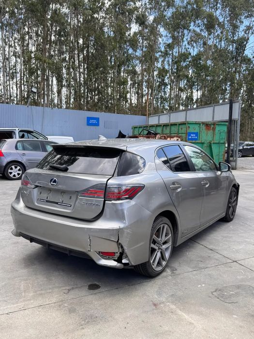 Para peças LEXUS CT (ZWA10_)