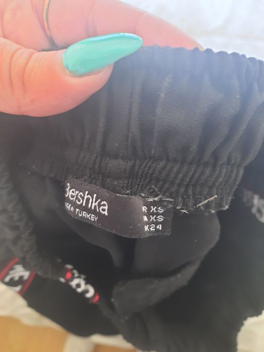Calças Bershka XS