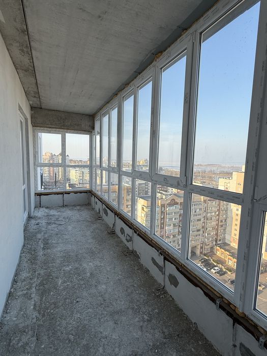 Новобудова, продаж квартири 2-х кім. з видом на річку Дніпро