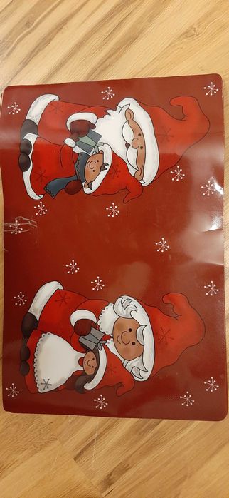 Podkładki świątecznie Bożonarodzeniowe z Mikołajami 4szt