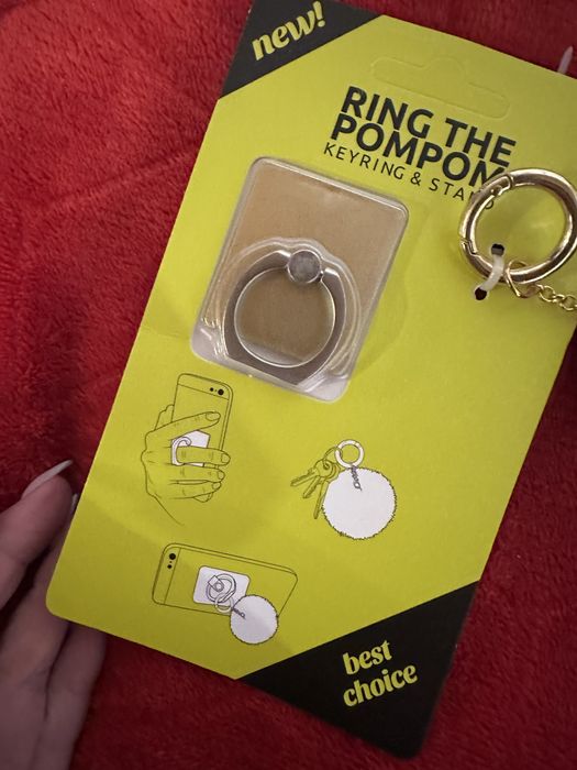 Breloczek pompon do telefonu + uchwyt ring stand – nowy