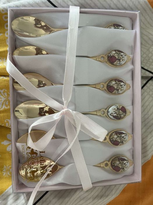 Набір чайних ложок