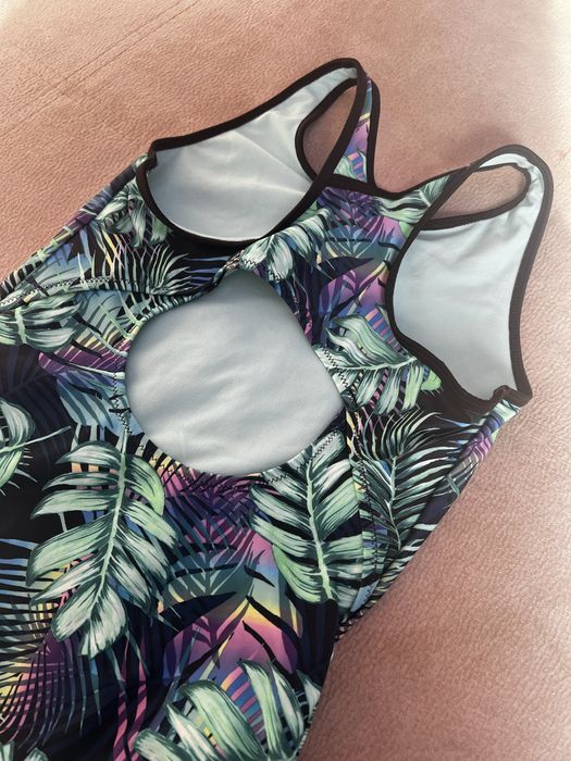 Купальник на дівчинку