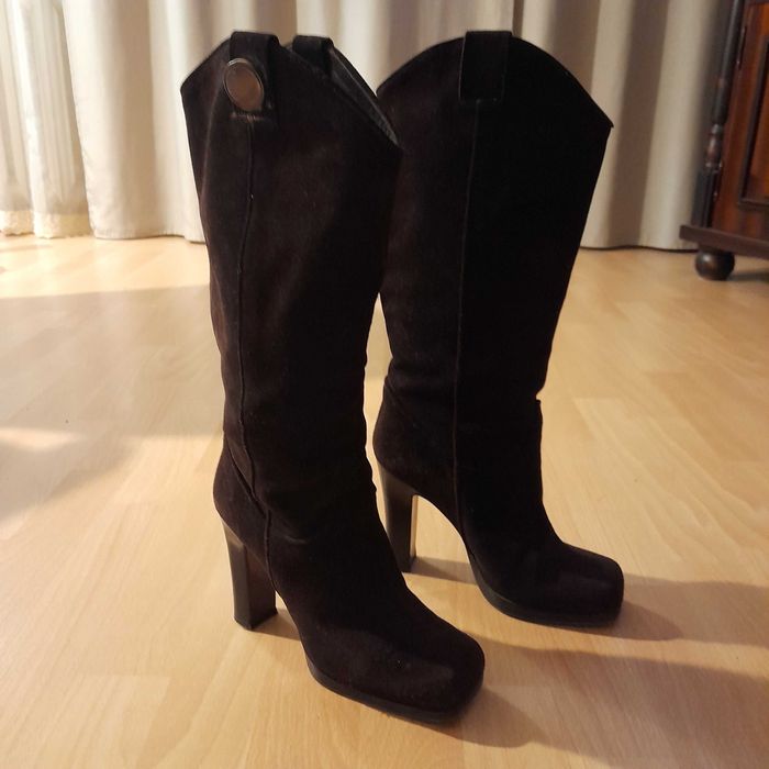 Fendi, kozaki zamszowe