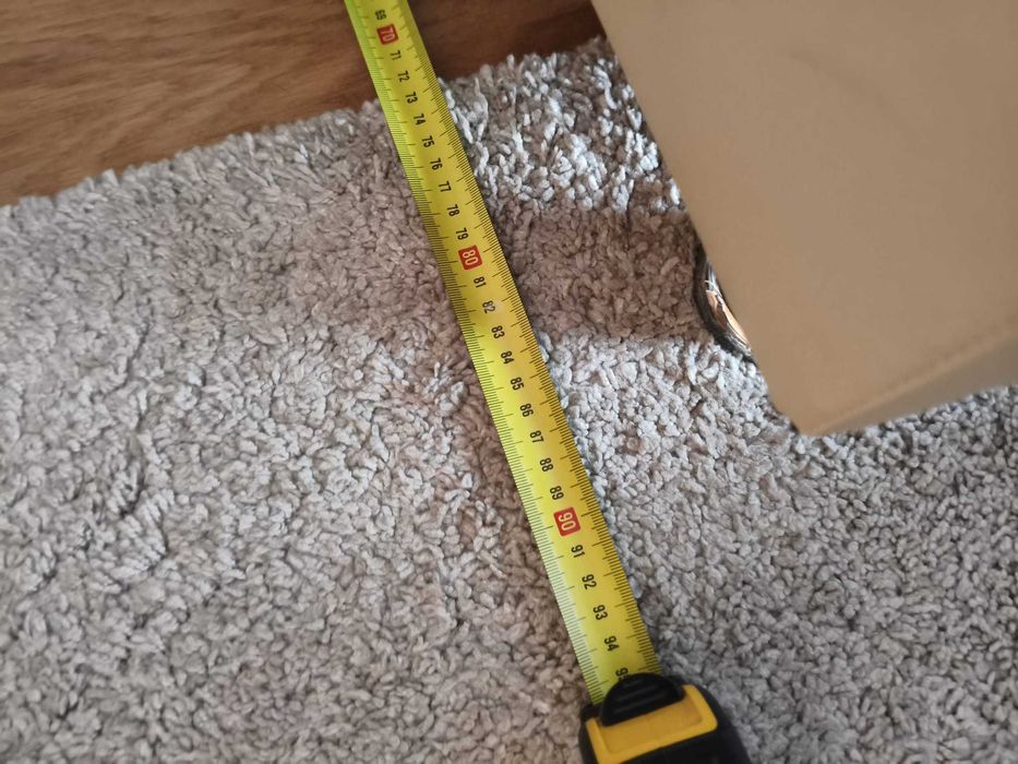 Vendo sommier de solteiro com pés em inox