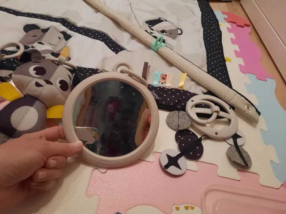 Interaktywna mata dla dziecka Tiny love