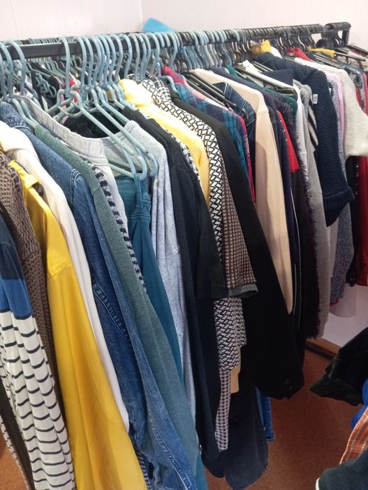 Секонд-хенд вещи