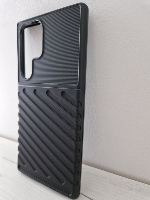 Etui Thunder Case do Samsung Galaxy S23 Ultra Czarny