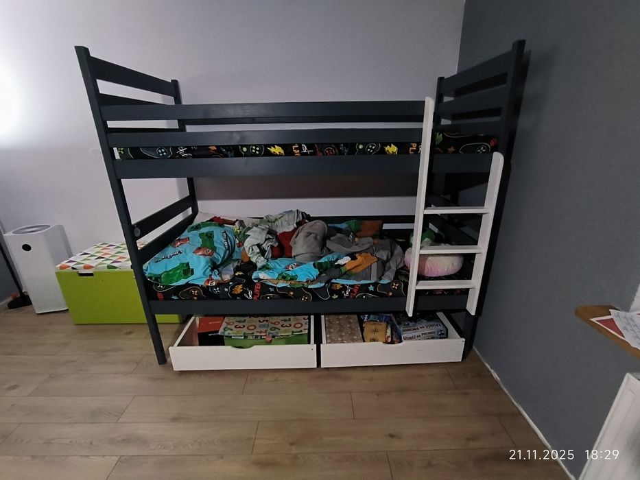 Łóżko piętrowe 3-osobowe 90×200 + materace + szuflady